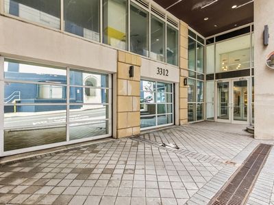 3312 Hudson Ave APT 4F