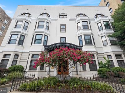 1669 Columbia Rd NW #2