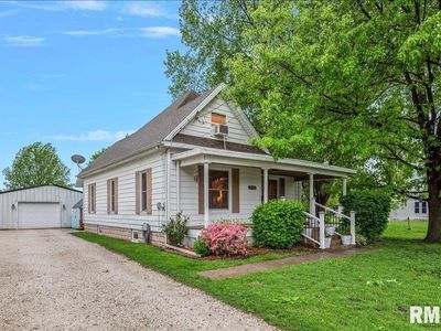 Property at 332 E Tremont St, Waverly, IL