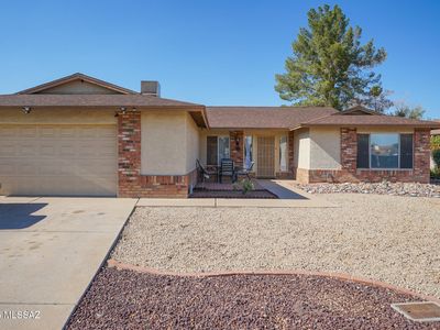 10058 W Campbell Ave