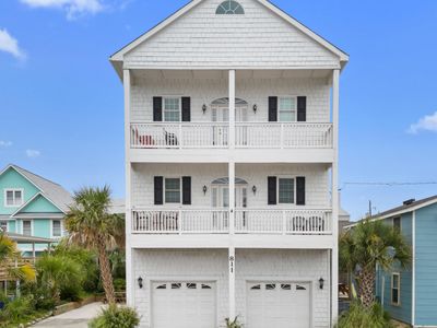 811 Lake Park Boulevard S