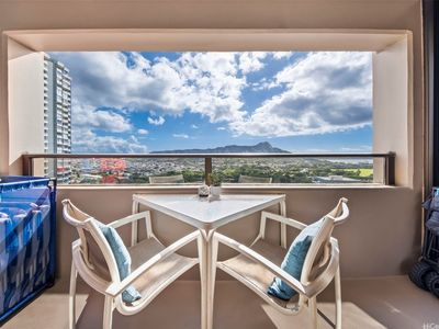 229 Paoakalani Ave #2114