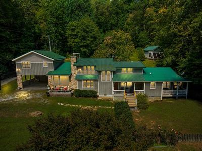 137 Everet Jenkins Rd