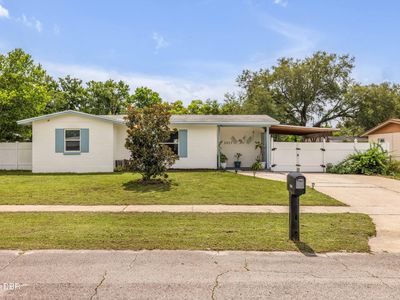 2417 Adams Ave