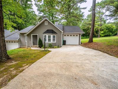 902 Turkey Mountain Blvd NE