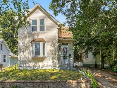 351 Burgess St