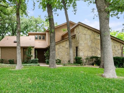 2801 Oak Trail Ct