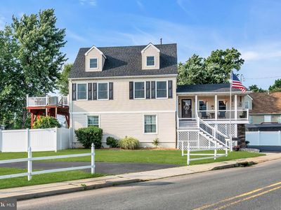 106 Main St