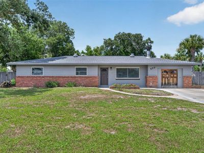 577 Parkdale Ct