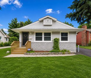 1123 43 1/2 Ave NE