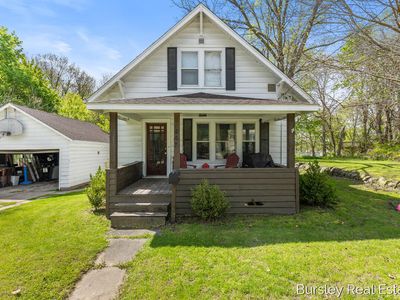 Property at 447 E Lincoln Ave, Ionia, MI