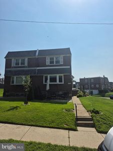 3810 Aubrey Ave