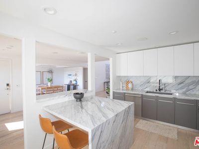 1212 Ocean Park Blvd Unit 16