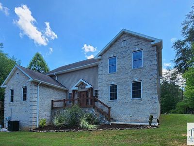 2255 Columbus Dr