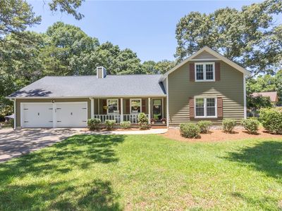 1309 Lakewood Ln