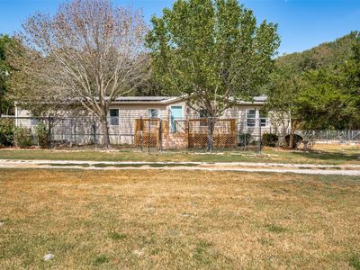 1433 Cowan Rd