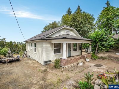 122 Rock St