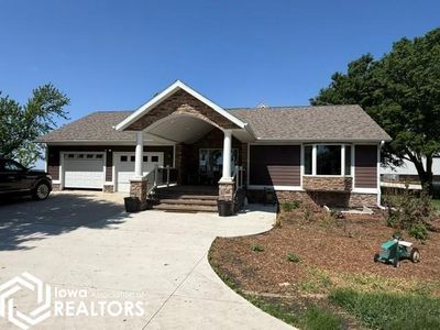 2707 240th Ave