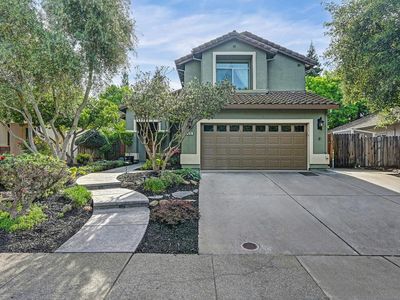 376 Rundgren Way