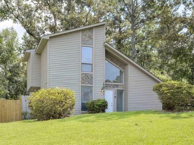 1825 Hidden Hills Dr