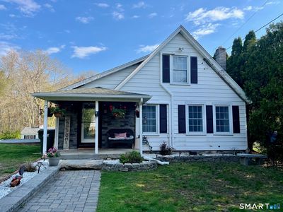 1352 North Road