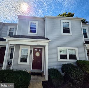 Property at 610 Cambridge Ct, Palmyra, PA