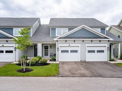 Property at 303 Carriage Ln, West Seneca, NY