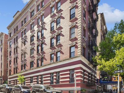 4260 Broadway APT 202