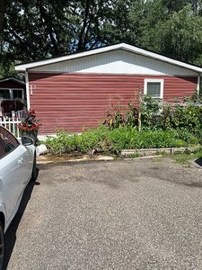 23 Crestwood Dr