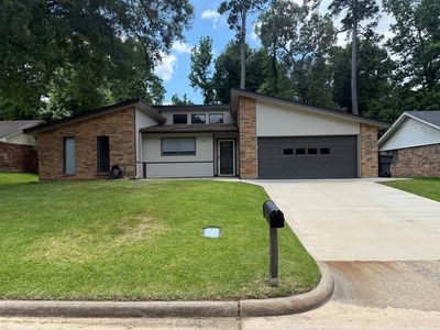 5918 Princess Ln