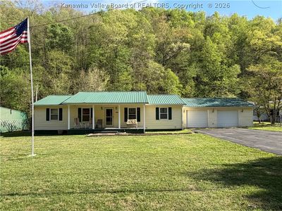 3037 Whitman Creek Rd