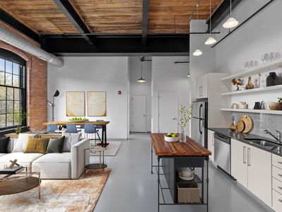 160 Water St #202