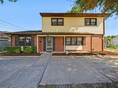 5725 Cheyenne Cir
