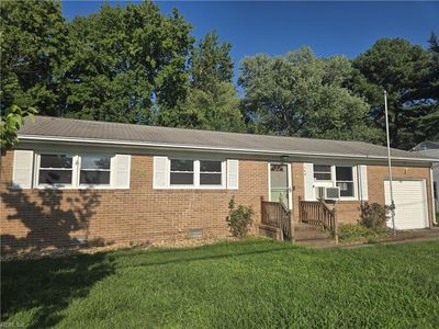 Property at 108 Londonshire Ter, Hampton, VA