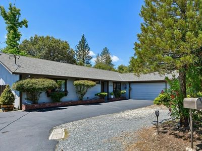 3596 Cedar Ravine Rd