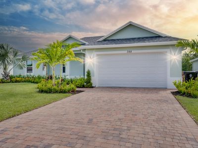 388 SW Vista Lake Drive