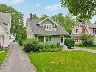 150 Eastland Ave