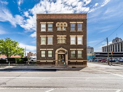 801 N Pennsylvania St APT D