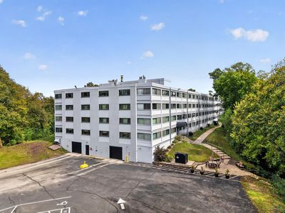 2100 Valkyrie Dr NW APT 201