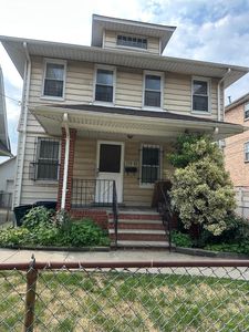 17052 Cedarcroft Road