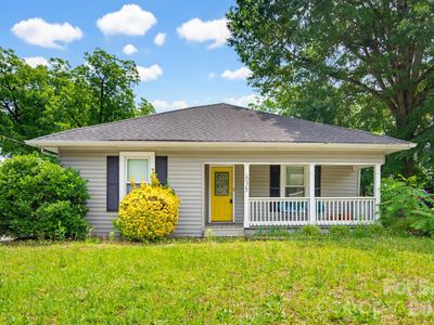 835 Old Charlotte Rd SW