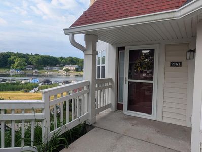 2161 Landings LANE