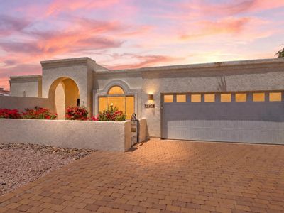 4326 E Desert Oak Trl