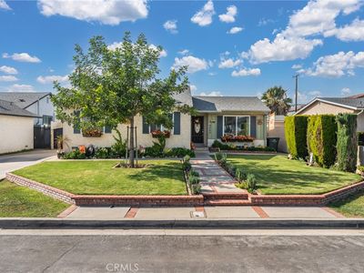 4045 N Walnuthaven Dr