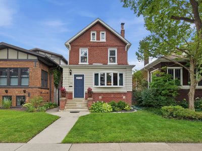 2624 W Wilson Ave