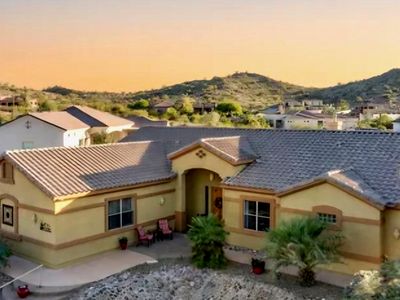 11282 S San Roberto Dr