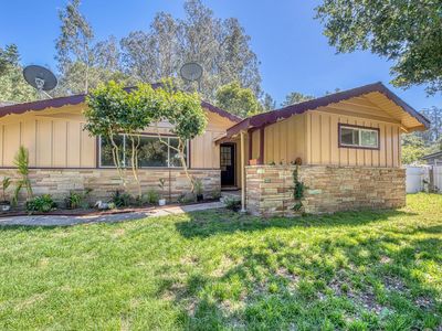 454 Paradise Rd