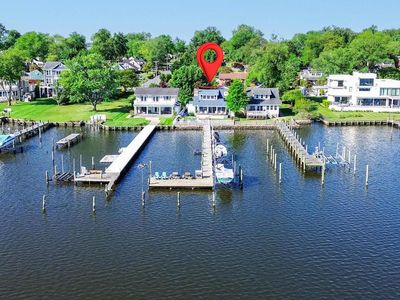 241 Edgewater Dr