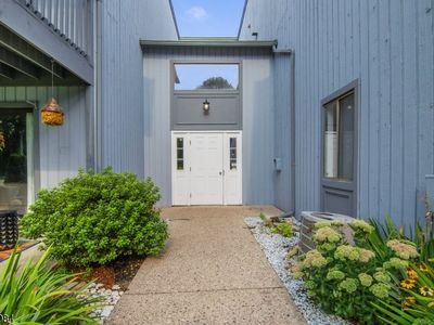 252 Drake Ln