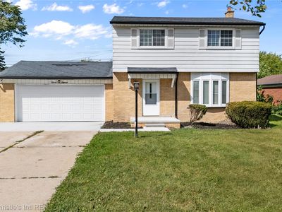 15918 Mount Vernon St